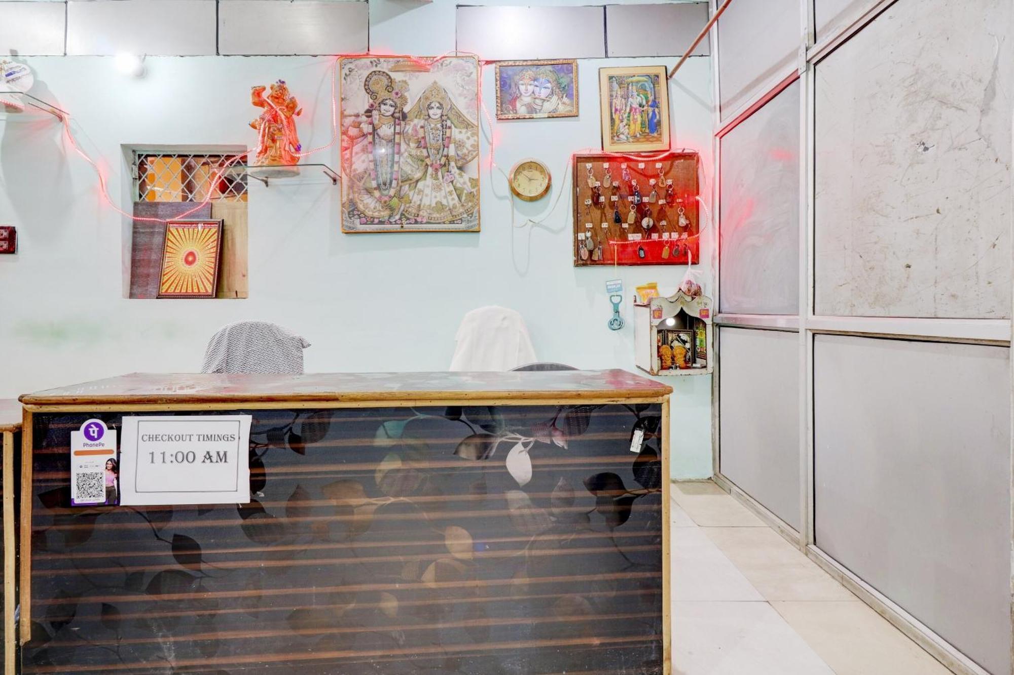 Hotel O Shree Radha Guest House Jhānsi 外观 照片