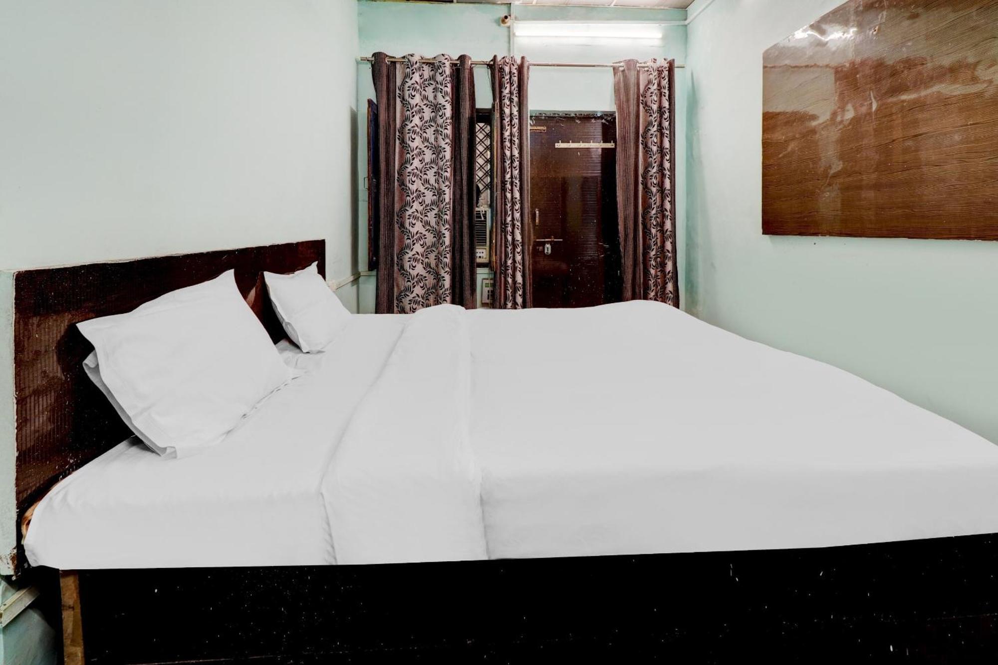 Hotel O Shree Radha Guest House Jhānsi 外观 照片