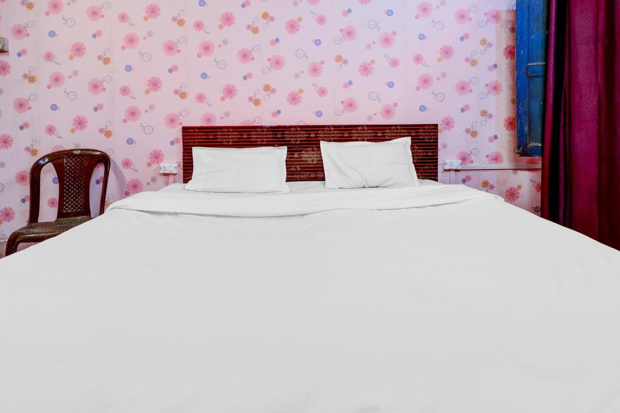 Hotel O Shree Radha Guest House Jhānsi 外观 照片